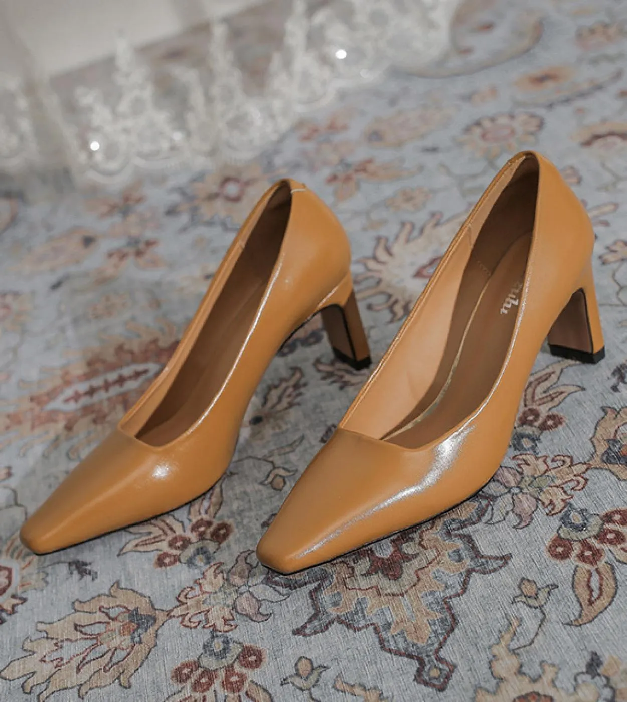 2022 Donne 5 cm Tacchi alti Décolleté in pelle Lady Office Retro Tacchi bassi a blocchi Ragazze Fetish Metallo Matrimonio Sposa