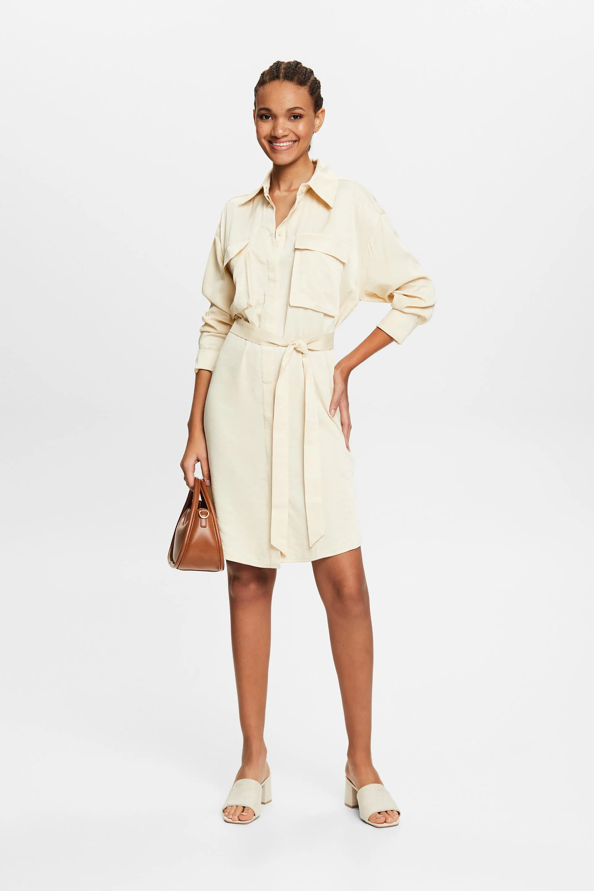 Abito camicia con cintura