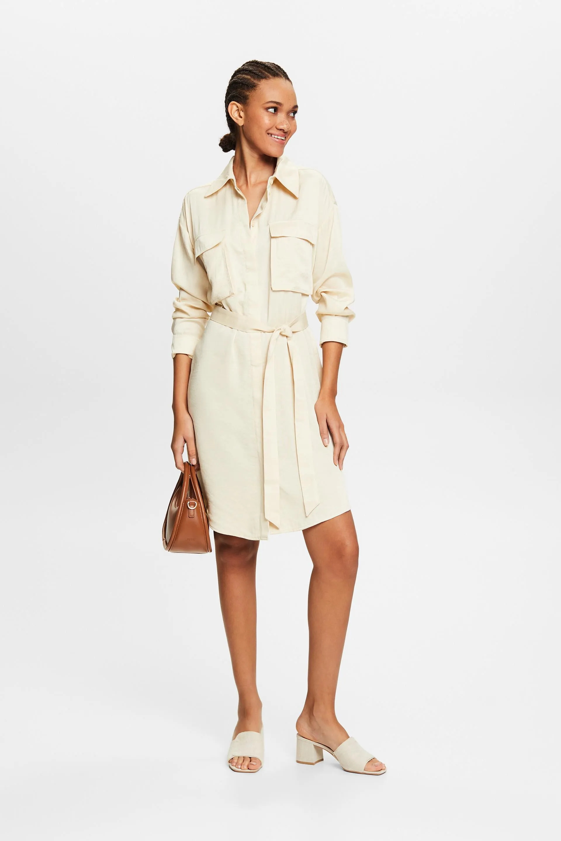 Abito camicia con cintura