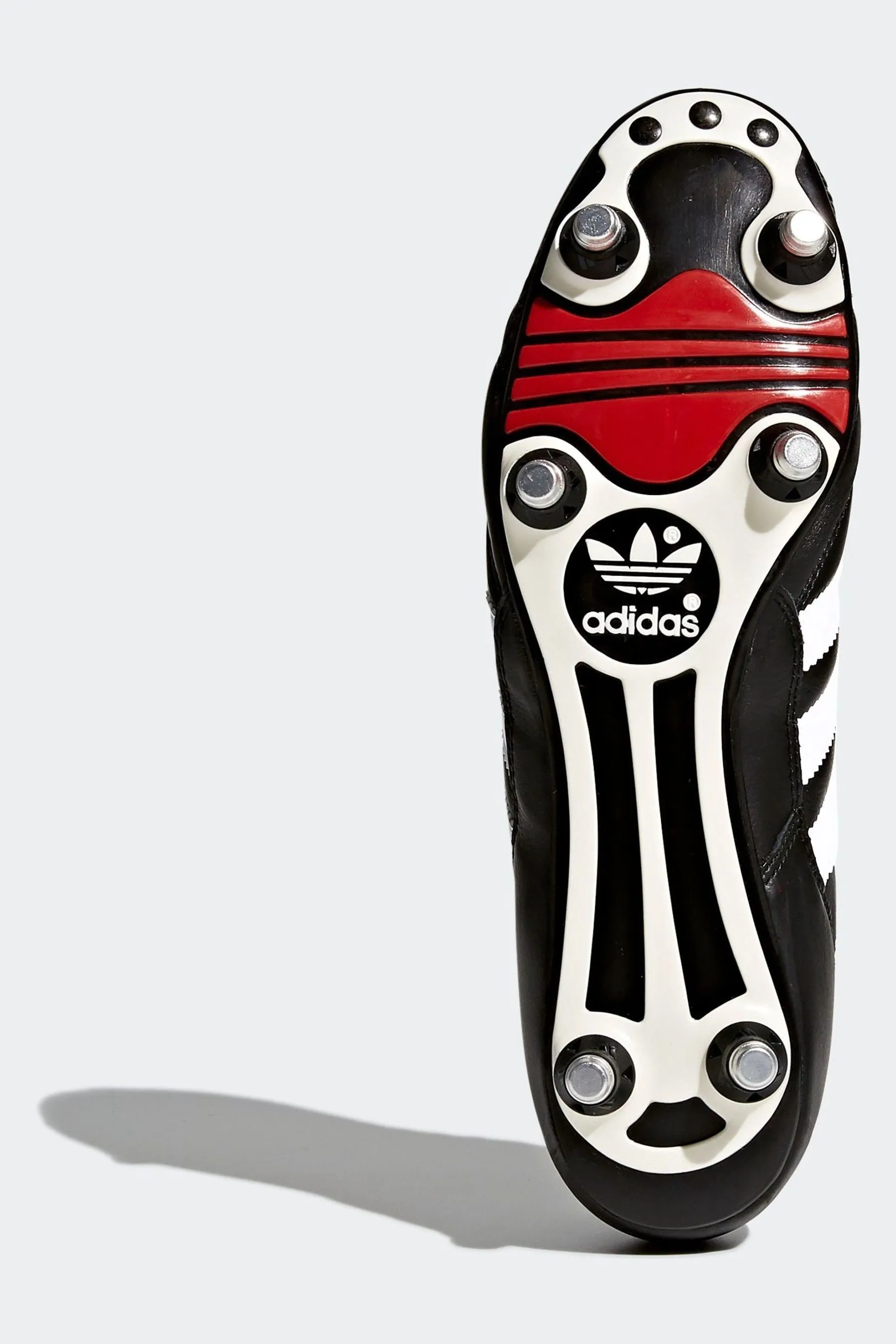 adidas /Nero Bianco/pallone da calcio - Classic World Cup - Stivali per terreni duri per adulti