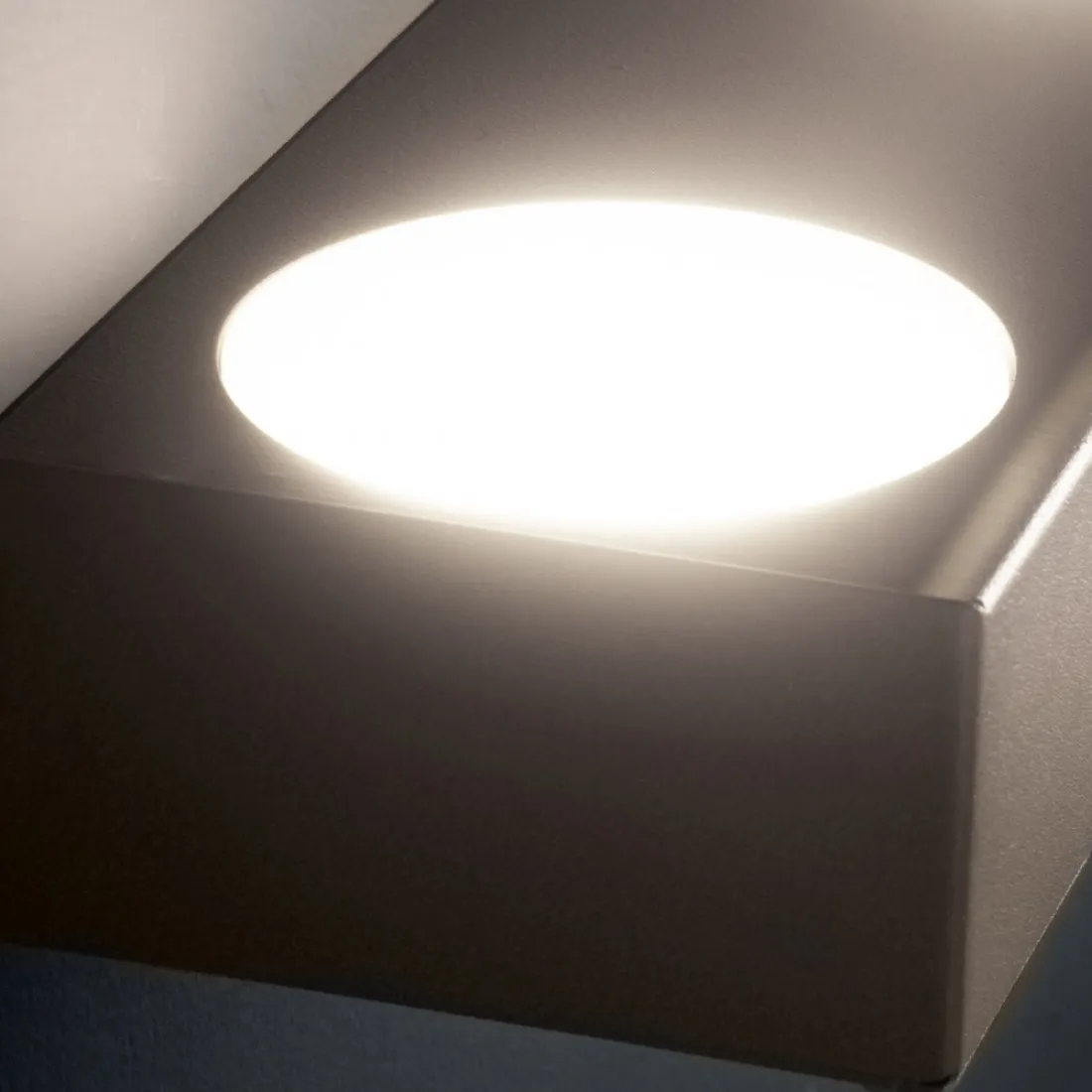 Applique moderno Illuminando UP UP4SL GX53 LED metallo monoemissione parete