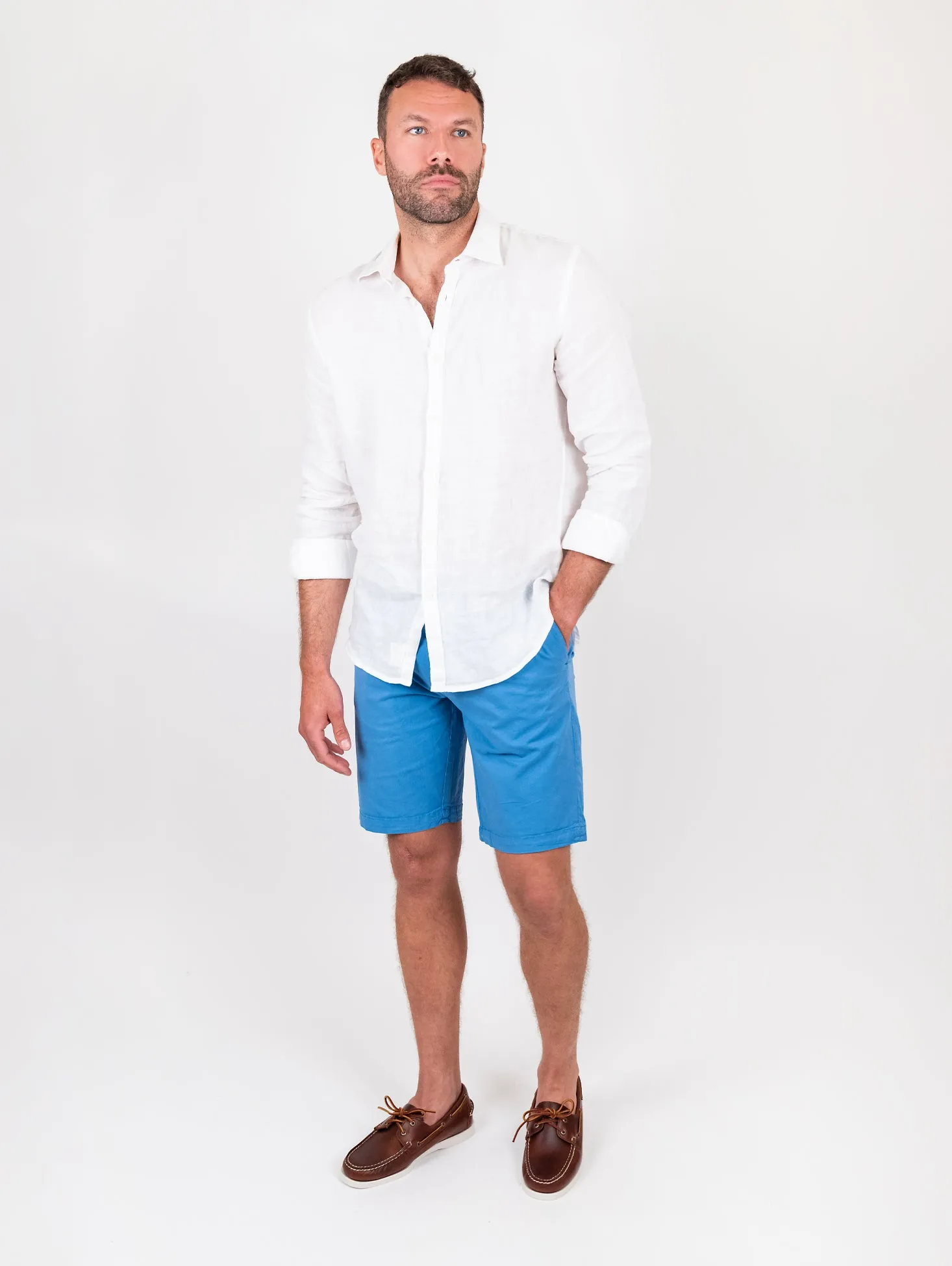 Bermuda in cotone tinta unita bluette