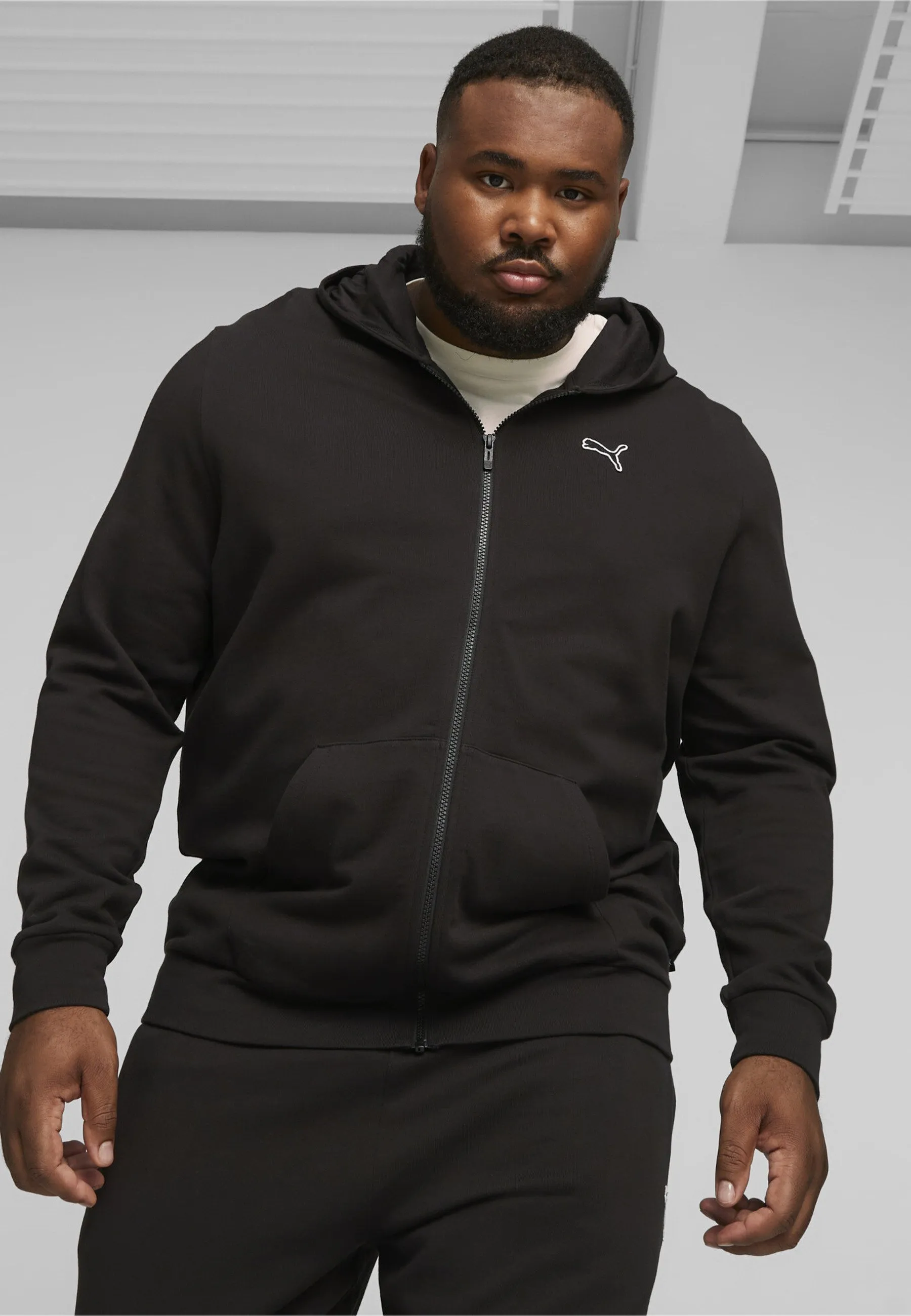 BETTER ESSENTIALS - Felpa con zip
