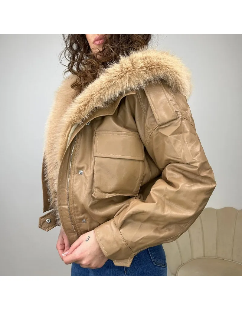BOMBER IN ECOPELLE ED ECOPELLICCIA