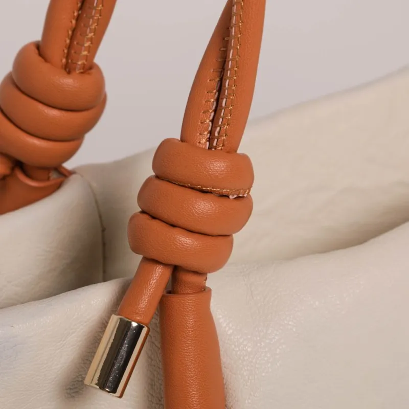 BORSA A BRACCIO CON CONTRASTO PANNA