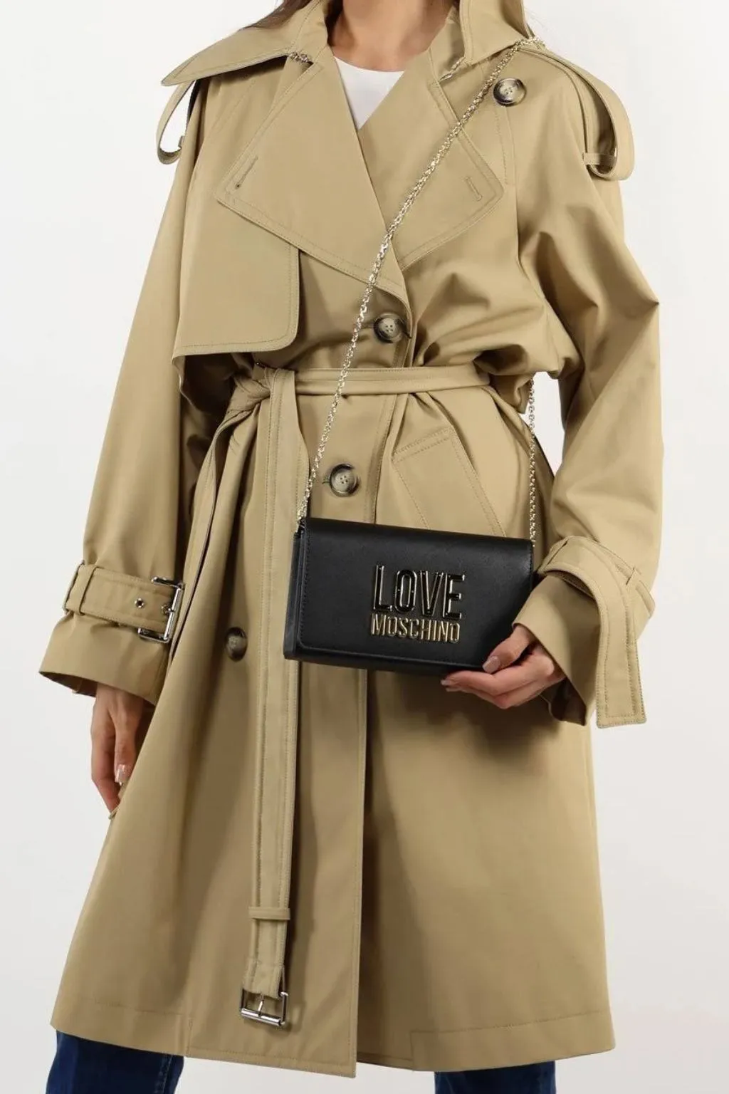 BORSA A TRACOLLA NERA LOVE MOSCHINO CON LOGO LETTERE IN METALLO 4213