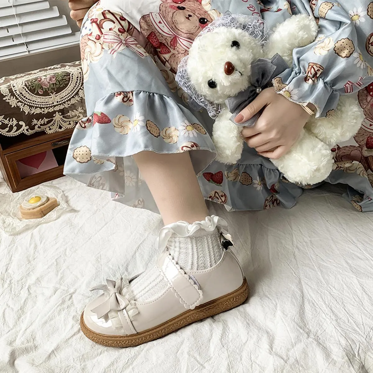 Dolce fiocco Mary Jane scarpe da donna in pelle verniciata tacchi bassi scarpe Lolita donna pizzo fondo spesso scarpe cosplay po