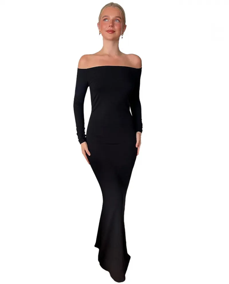 E gonna lunga cava con spacco alto alla moda. Abito a maniche lunghe con top a tubo alla moda e vendita calda