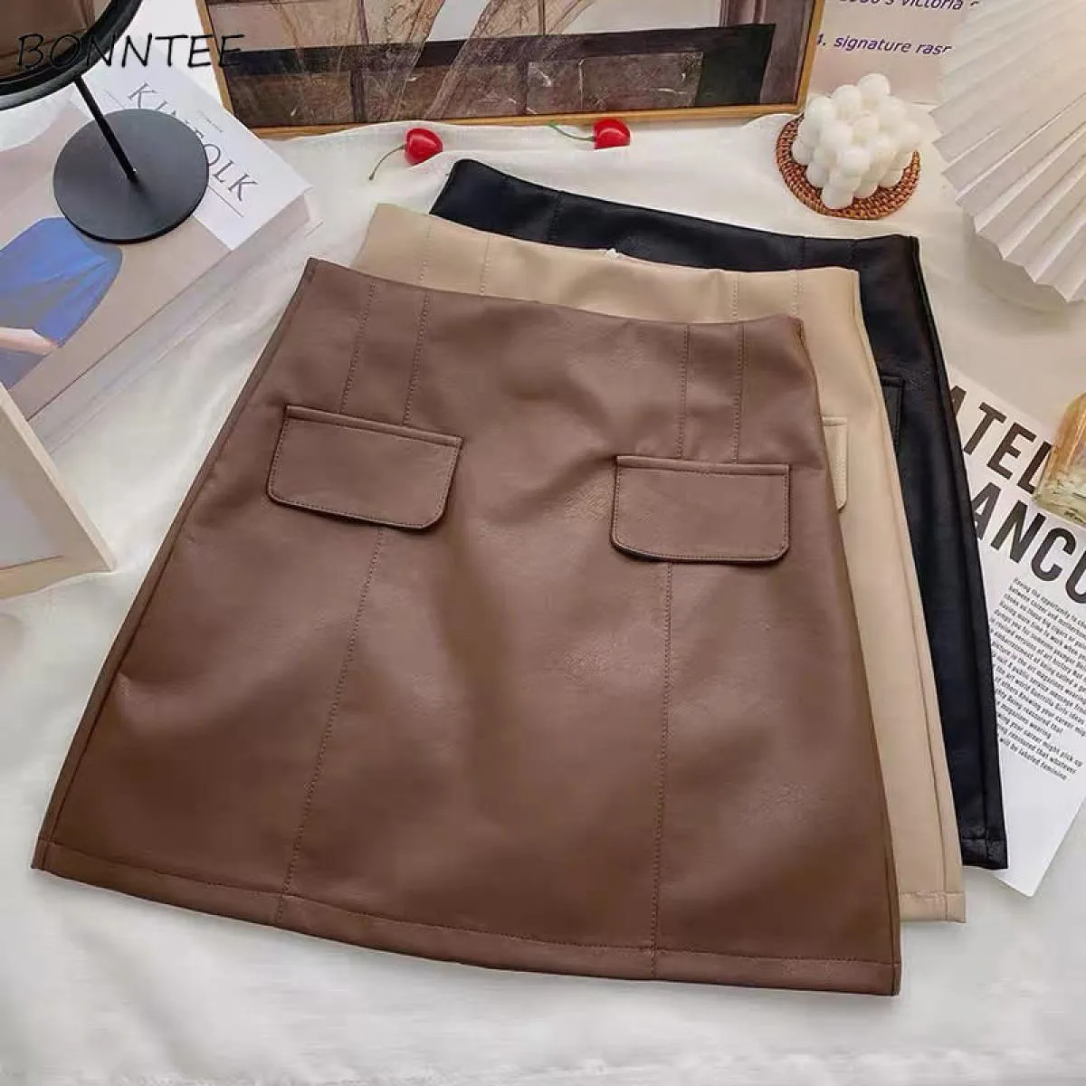 Gonne Donna Slim Daily Simple Ladies Designer Comodo Autunno Tutti abbinati Pu Sopra il ginocchio Stile Casual Retro Solid Nuovo