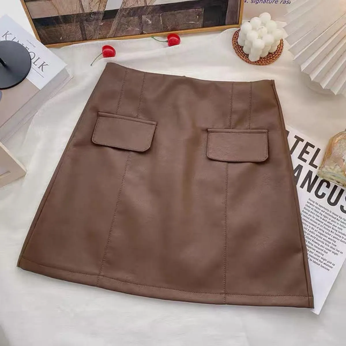 Gonne Donna Slim Daily Simple Ladies Designer Comodo Autunno Tutti abbinati Pu Sopra il ginocchio Stile Casual Retro Solid Nuovo