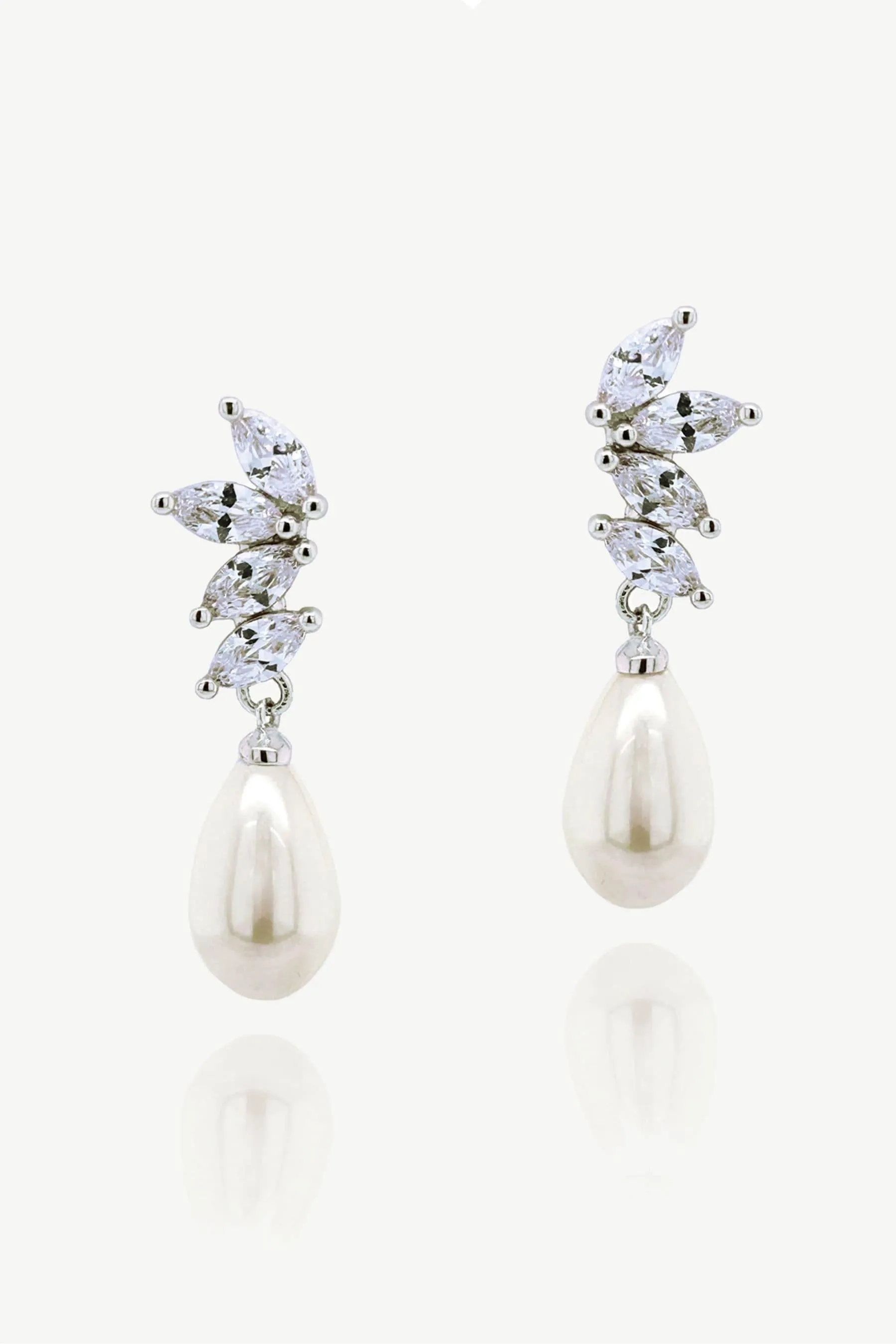 Ivory & Co Ashbourne R - Orecchini pendenti classici con cristalli e perle