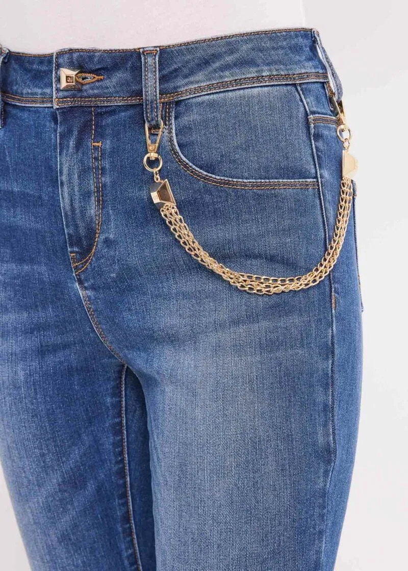 Jeans skinny con catena