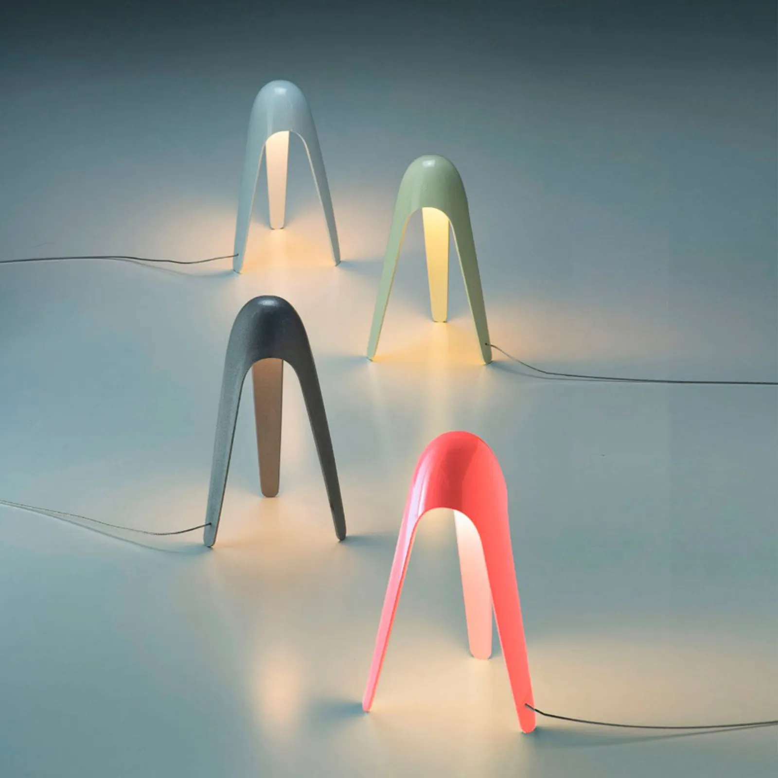 Martinelli Luce Cyborg LED da tavolo, grigio