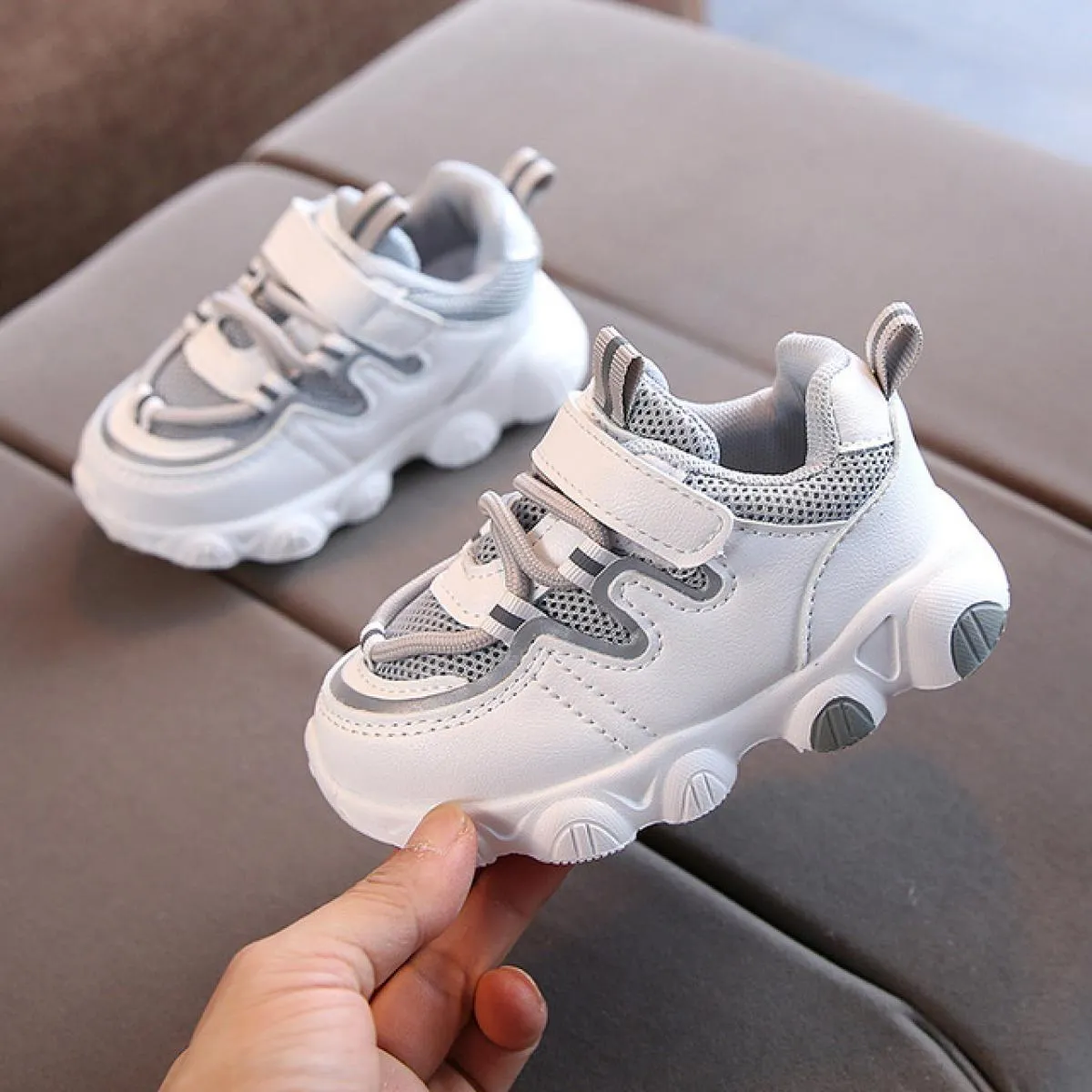 Nuove scarpe da ginnastica robuste alla moda per bambini per bambini piccoli Scarpe da tennis in mesh traspirante per ragazze Sc