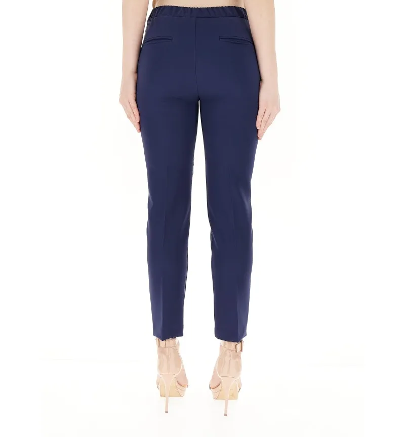 Pantalone a sigaretta