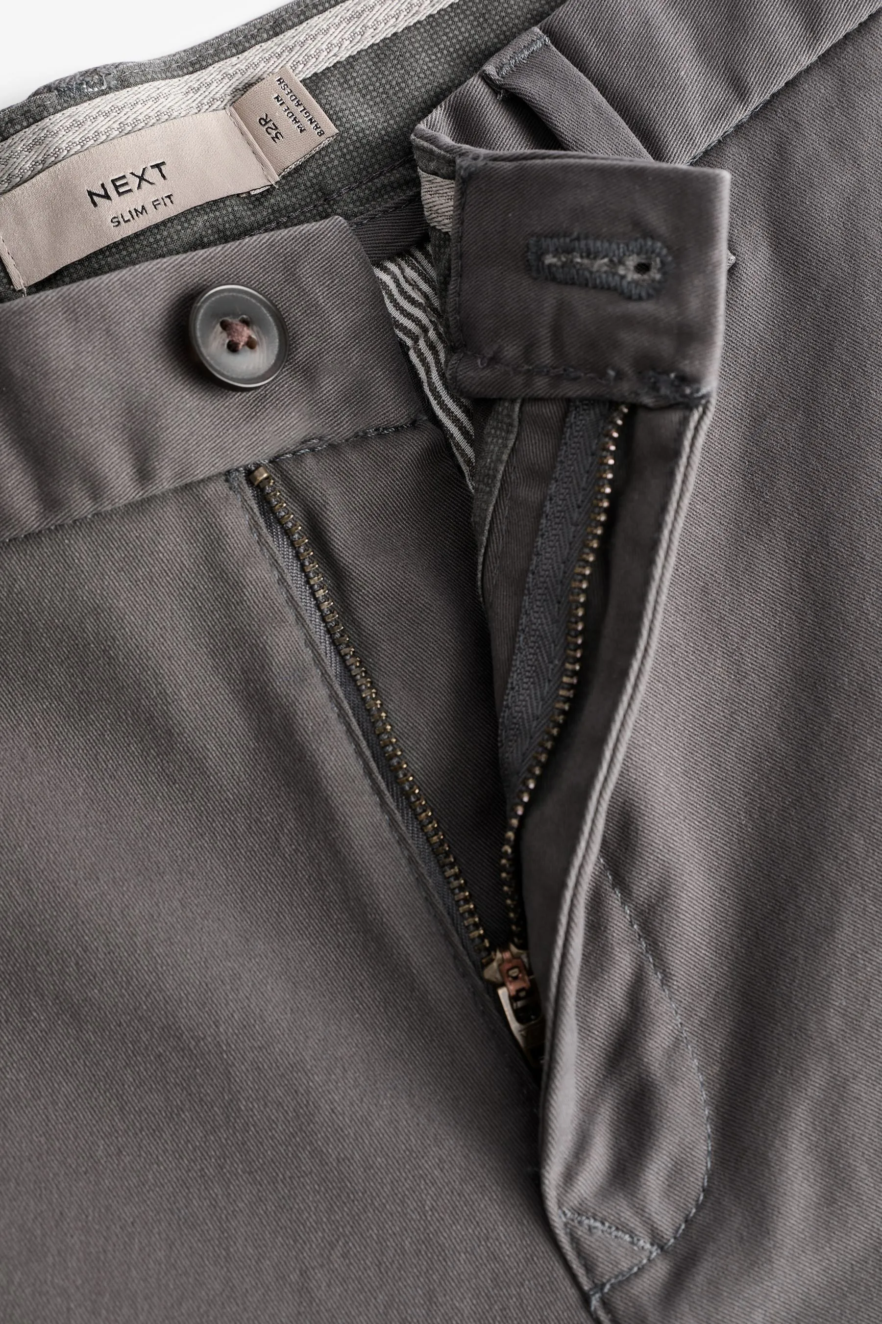Pantaloni chino elasticizzati