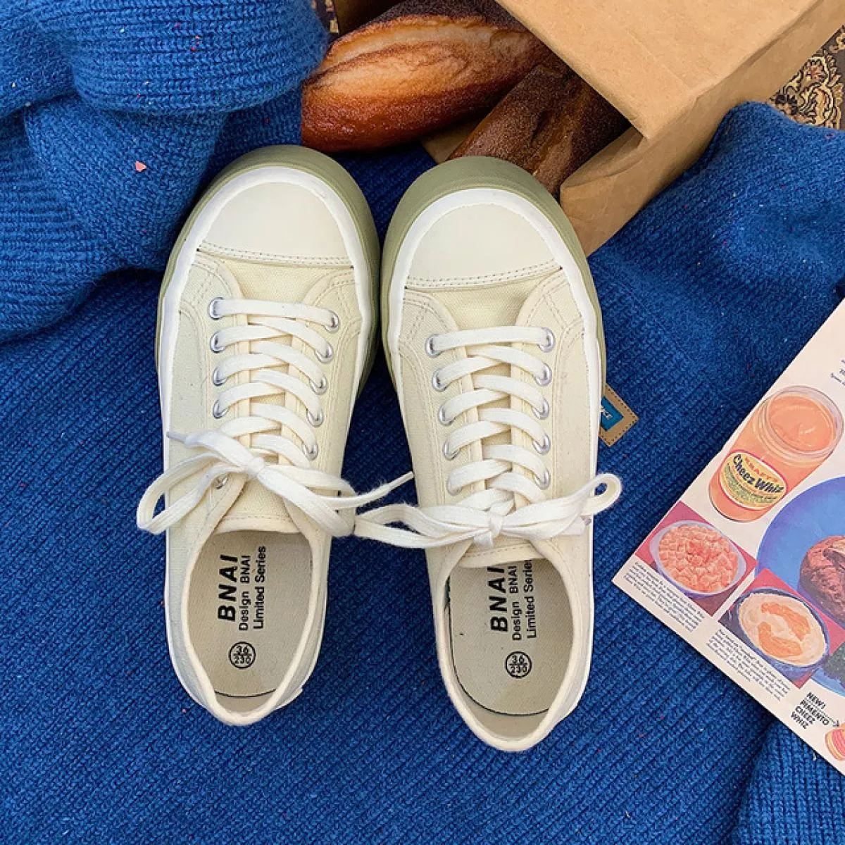 Primavera 2022 nuove sneakers di moda donna scarpe vulcanizzate tela traspirante Casual solido tennis scarpe da corsa femminili