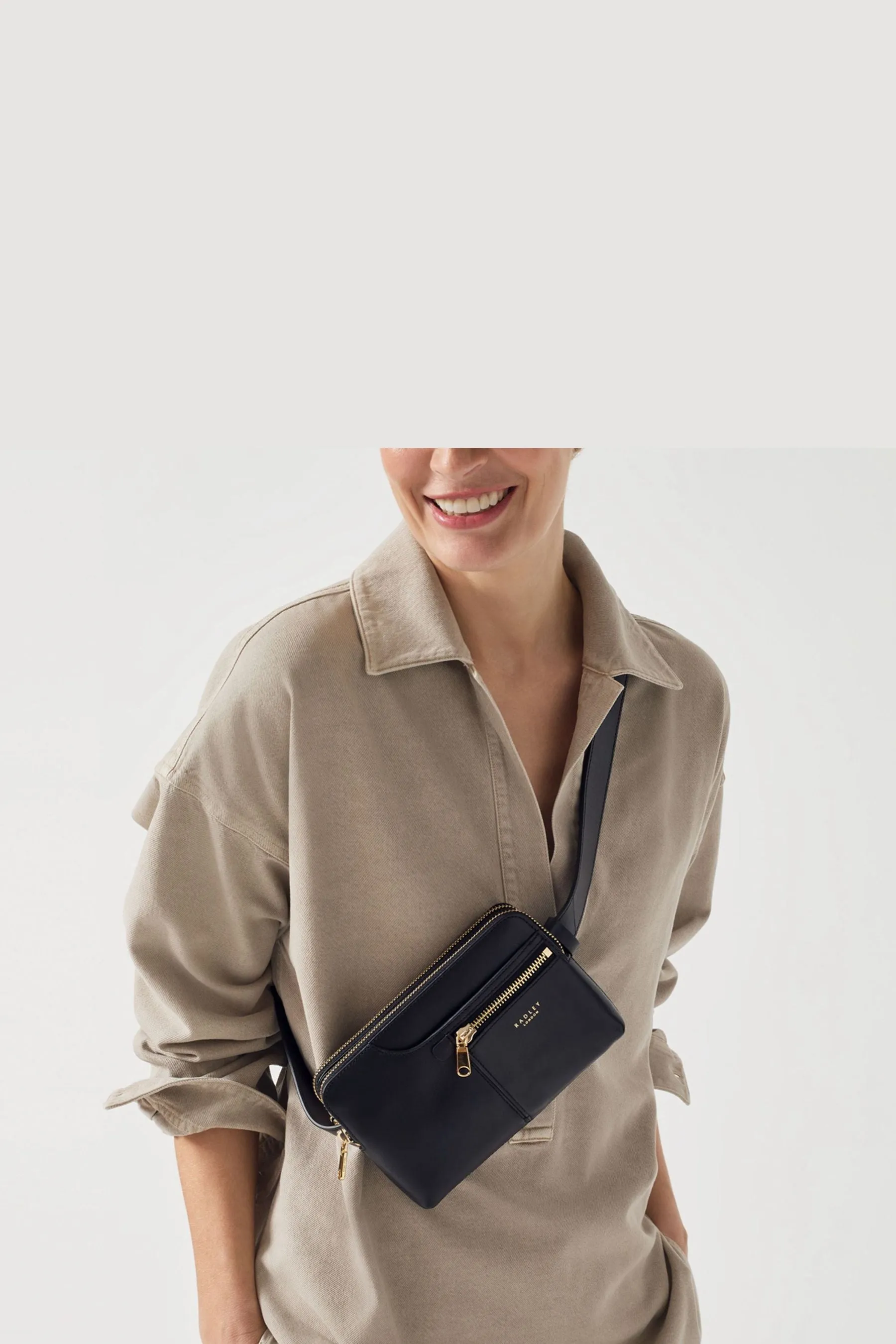 Radley London - Icon - Nero a tracolla con zip in alto e piccole tasche - Borsa