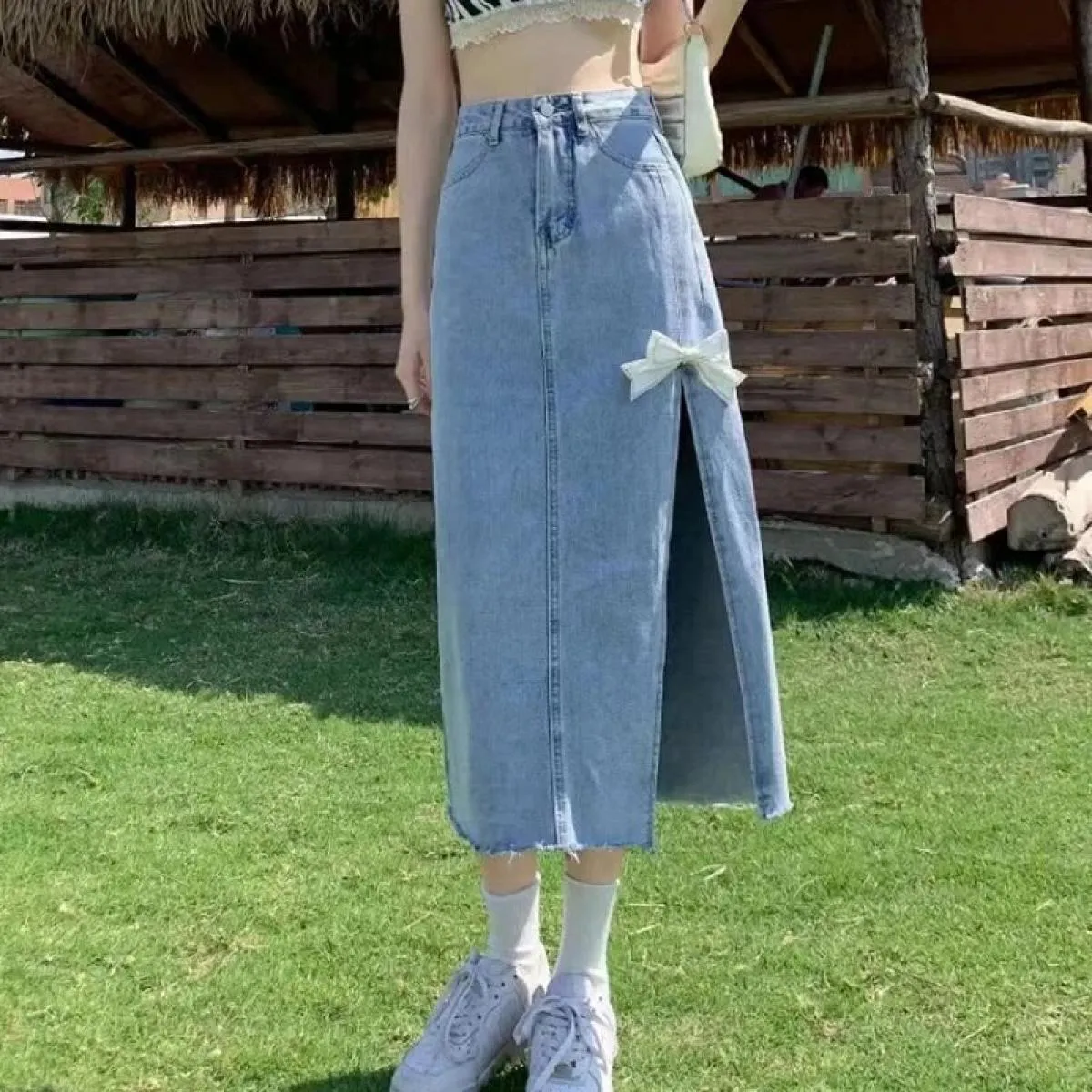 Xpqbb Gonne di jeans blu chiaro per le donne Gonna lunga con spacco laterale con fiocco moda Donna 2022 Gonne longuette a vita a